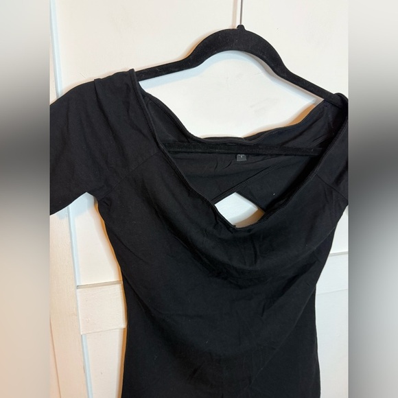 Guess Vintage Y2K Black Open Back V-Neck Top - Picture 5 of 5